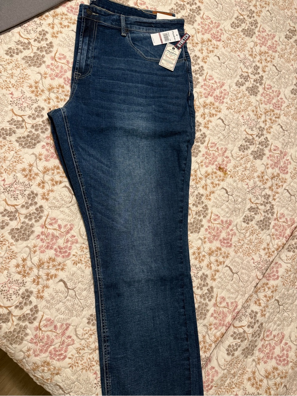 Men’s Dark Blue Denim Jeans Size 42x32 Flag & Anthem